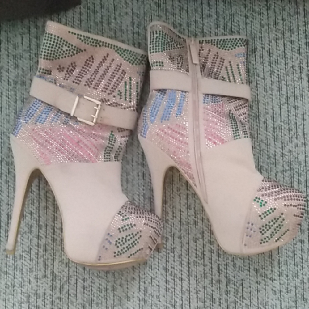 3/4  Cut Tan Boots